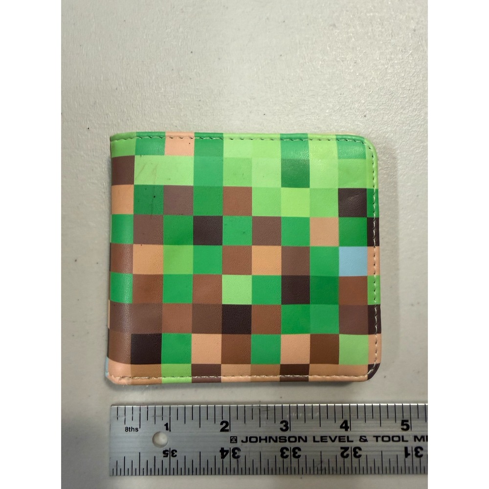Minecraft Grass Block‎ Pixelated Bifold Wallet Green Brown Gaming Accessory